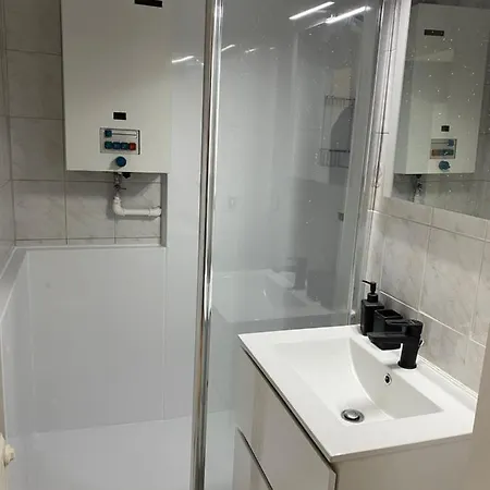 Apartment Lumineux, Idealement Situe - Enfants Bienvenus *